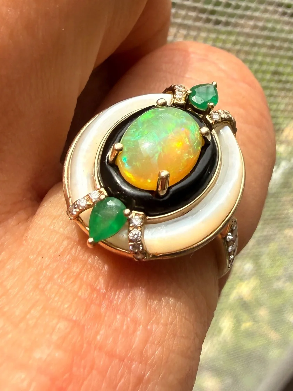 ✨Vintage Asch Grossbardt 14K Gold Opal, Mother-of-Pearl, Onyx & Emerald Ring Sz8